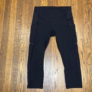 Lululemon final Lap Crop